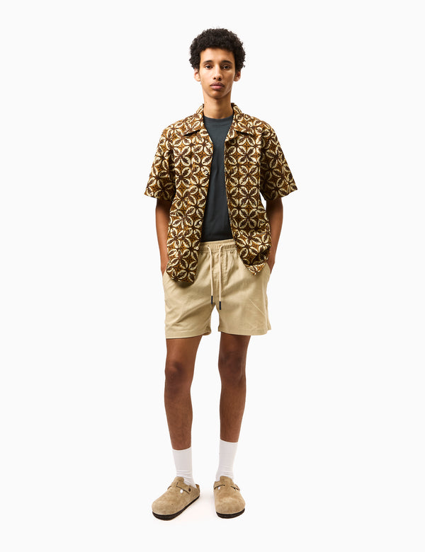 OAS Linen Shorts - Beige