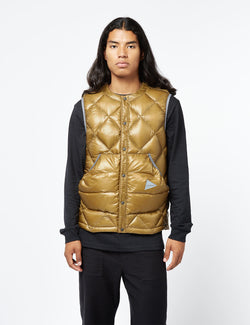 And Wander Diamond Stitch Down Vest - Camel Brown I Article.