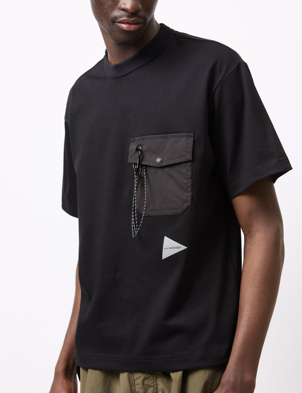 and Wander Pocket T-Shirt - Black