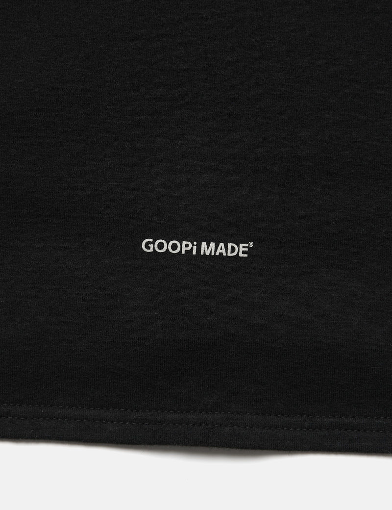GOOPiMADE Men's Archetype-93 3D Pocket T-Shirt in White GOOPiMADE