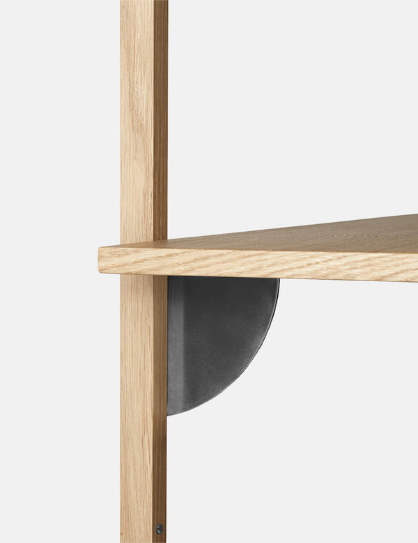 Ferm Living Sector Shelf - Oak/Black Brass