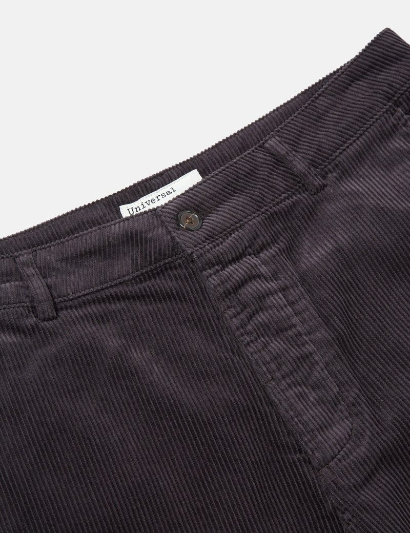 Universal Works Military Chino (Lose) - Lakritzschwarz