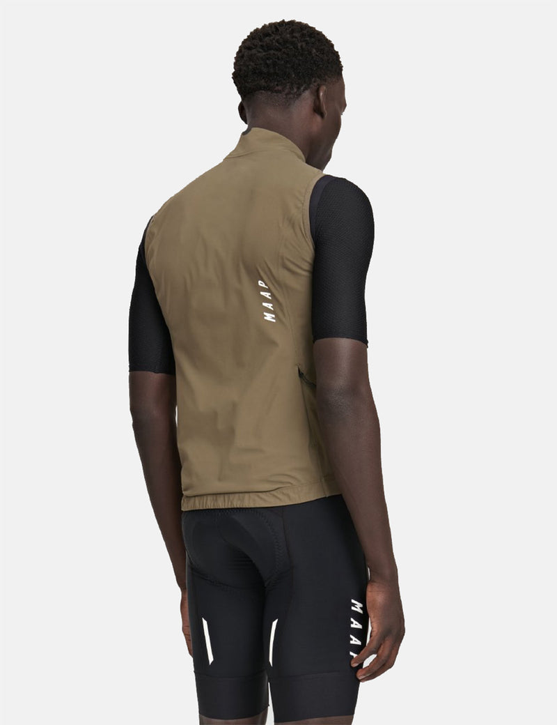 MAAP Prime Stow Vest - Light Olive Green | Article.