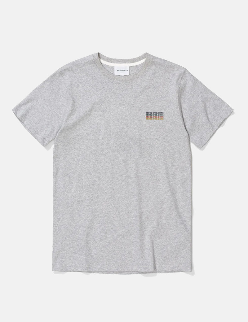 Norse Projects Niels Logo Stack T-Shirt - Hellgrau Melange